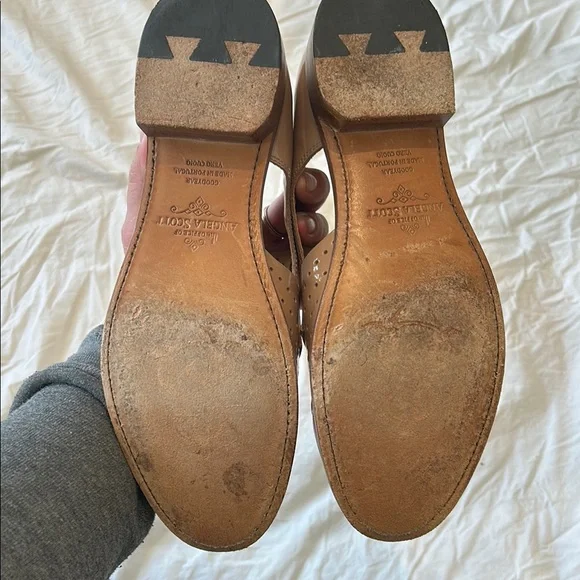 Office of Angela Scott pink/ Tan Brogue patent leather Shoes 41 - Picture 6 of 7